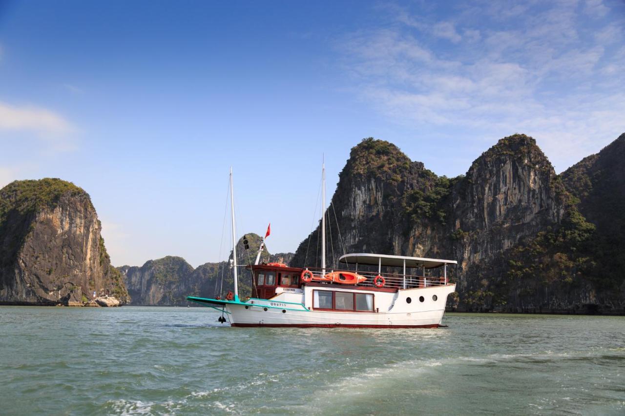 Emeraude Classic Cruises Hạ Long Ngoại thất bức ảnh
