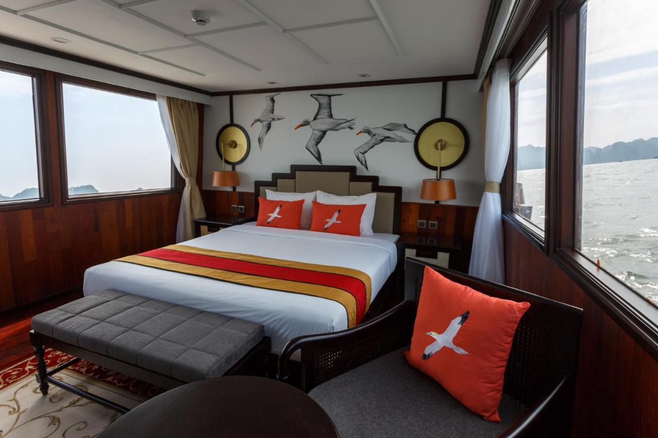 Emeraude Classic Cruises Hạ Long Ngoại thất bức ảnh