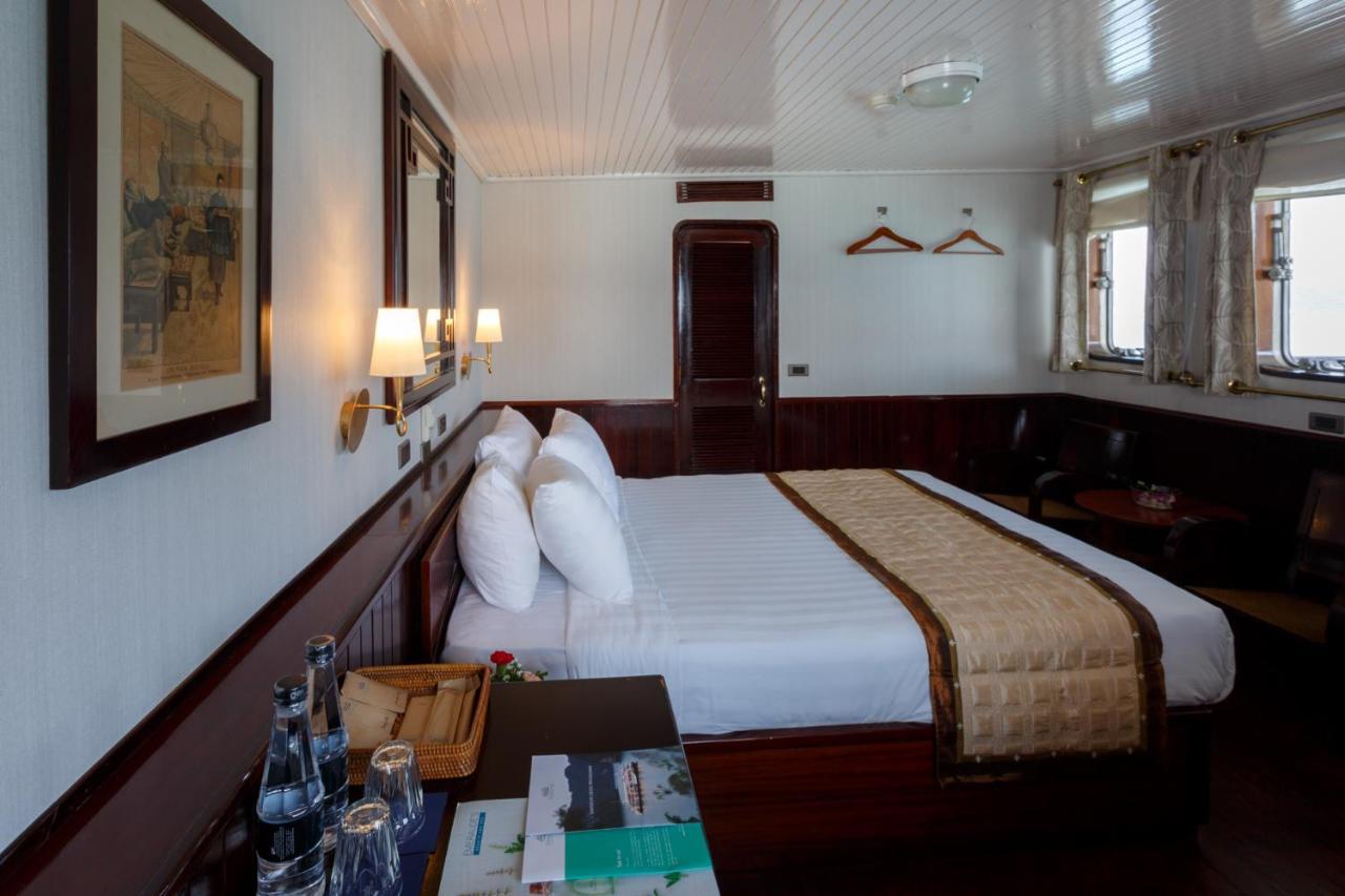 Emeraude Classic Cruises Hạ Long Ngoại thất bức ảnh